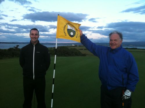 Mike MacDonald and Donald Ross (red)