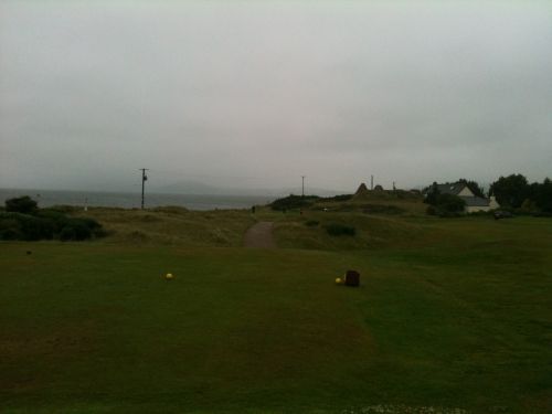 Short 5th hole looking towards Inverness (red)