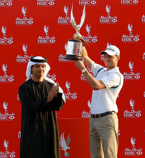 Martin Kaymer wins 2011 Abu Dhabi C'ship (red)