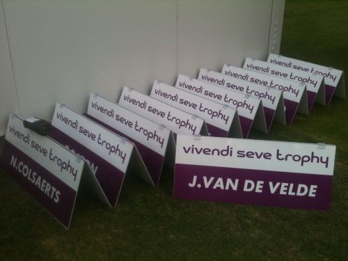 Continental name tags (red)