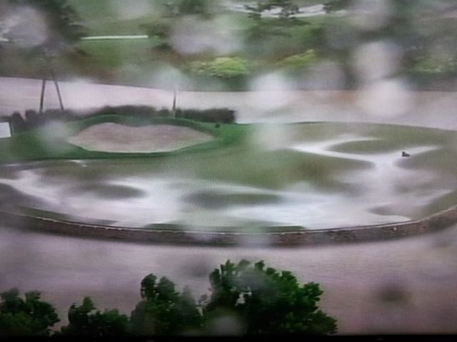 Rain day three 2011 Iskandar Johor Open (3) red