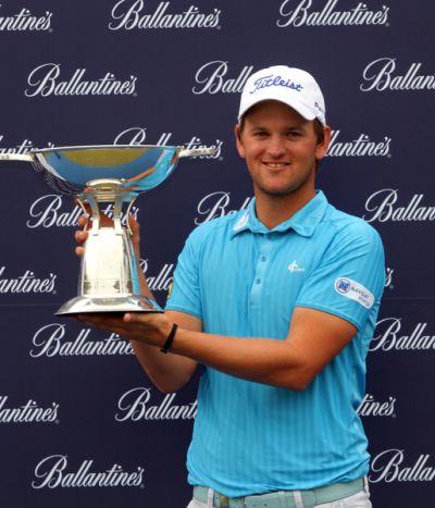 Bernd Wiesburger wins 2012 Ballantine's (red)