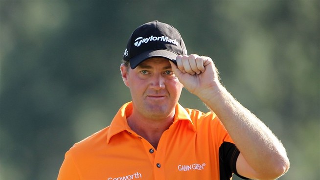 Peter Hanson tips his hat - day 3 2012 Masters