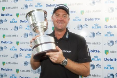 Peter Hanson wins 2012 KLM Open (red)