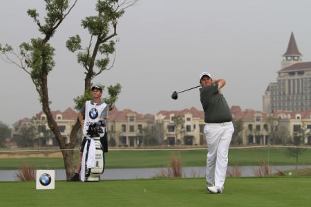 Shane Lowry day 2 of 2012 BMW Masters (red)