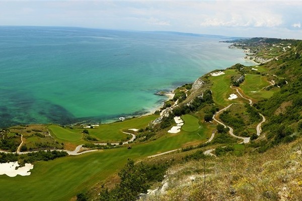 Thracian Cliffs course in Bulgaria