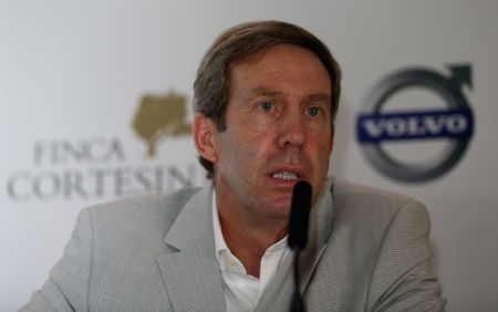 Keith+Waters+Volvo+World+Match+Play+Championship(red)