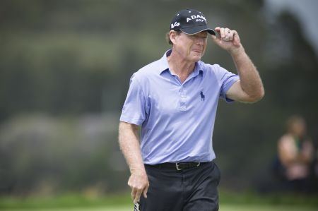 Tom Watson - Day 2 2012 Aussie Open (red)