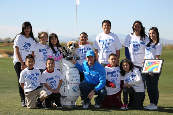 Rory McIlroy with members of the Boys & Girls Club of Tuscon - the second organisation set to benefit from McIlroy's Six Bags Foundation initiative. (Photo - Fran Caffrey/www.golffile.ie)