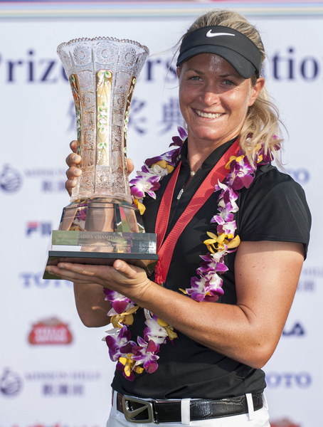 Norwegian Suzann Pettersen Wins Individual Competition at World Ladies Championship at Mission Hills