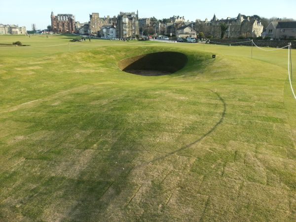 Work on 17th hole bunker