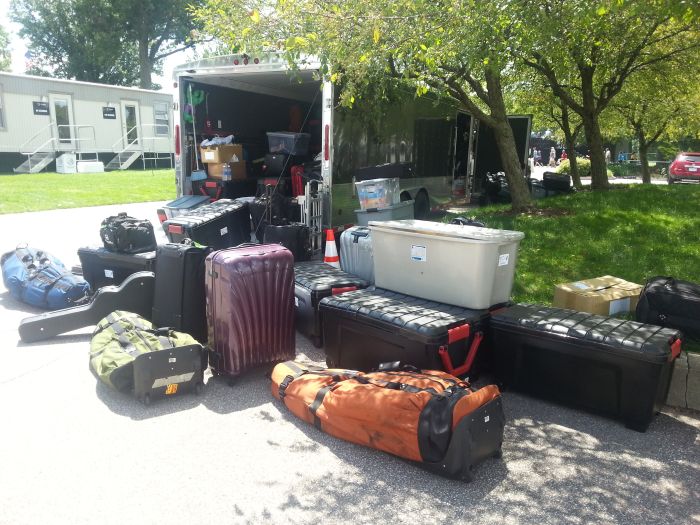 Golf bags, suitcases and a guitar bound for Oak Hill. (Photo - www.golfbytourmiss.com)