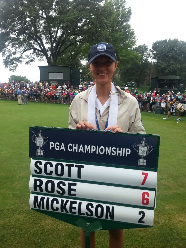 Maddie Hayes delighted to carry the scores in the three ball of Adam Scott, Justin Rose and Phil Mickelson (Photo - www.golfbytourmiss.com)