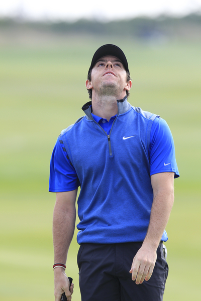 A picture tells a thousand words on a frustrating day for World No. 6 Rory McIlroy. (Photo - Eoin Clarke/www.golffile.ie)