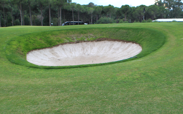 Tiger Woods marked his ball with a white tee peg from where he will recommence his first round.  (Exclusive photo - Stuart Adams/www.golftourimages.com)