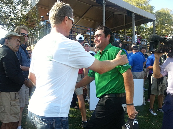 John Senden among a handful of fellow Australians to congratulate Steven Bowditch. (Photo - www.golfbytourmiss.com)