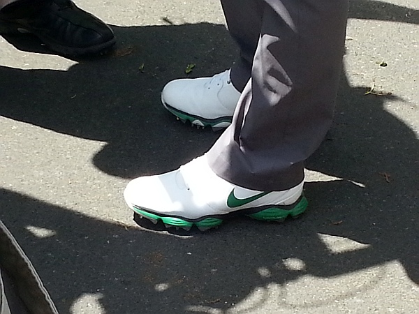 Rory McIlroy wearing his Masters theme golf shoes but stepping off the Quail Hollow course with just 28 putts. (Photo - www.golfbytourmiss.com)