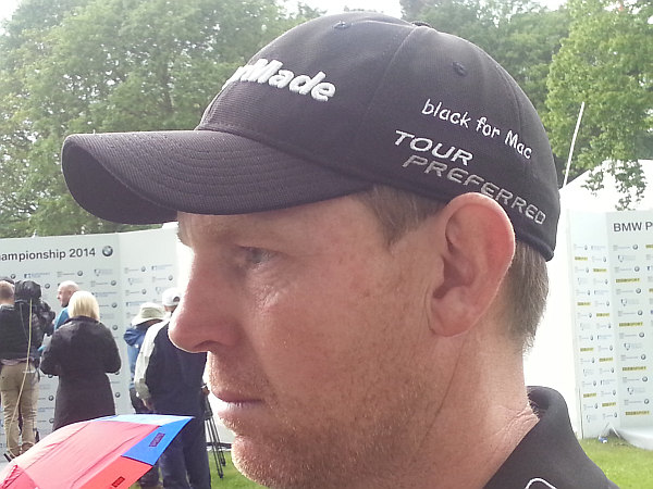 Scotland's Stephen Gallacher and honouring the late Iain 'Mac' McGregor. (Photo - www.golfbytourmiss.com)