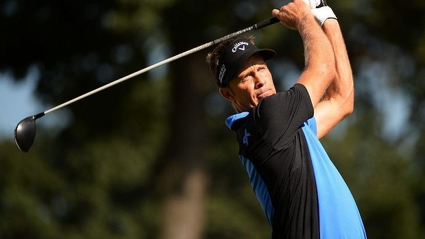 Stuart Appleby comes within two shots of ending a four-year winless drought with a blistering final round in the Barclays Championship.