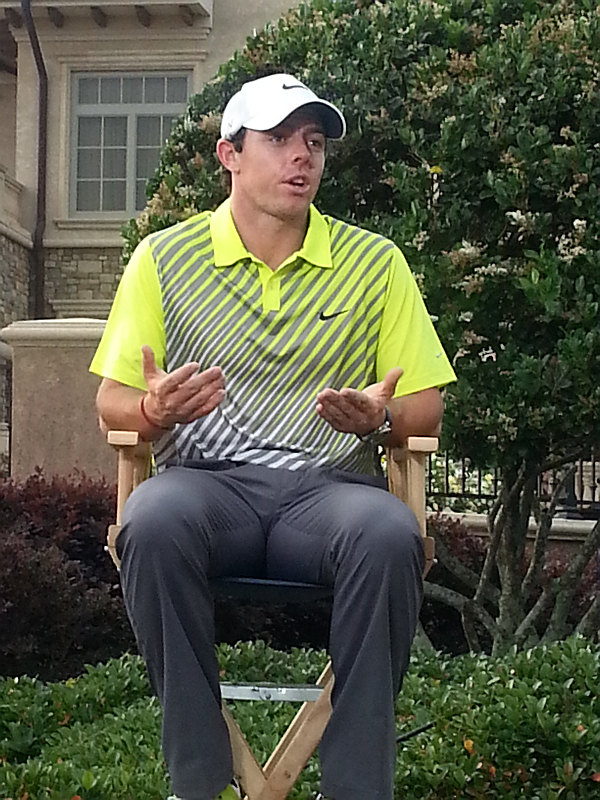 Rory McIlroy shows the genuineness of his relationship with the golf media.  (Photo - www.golfbytourmiss.com)