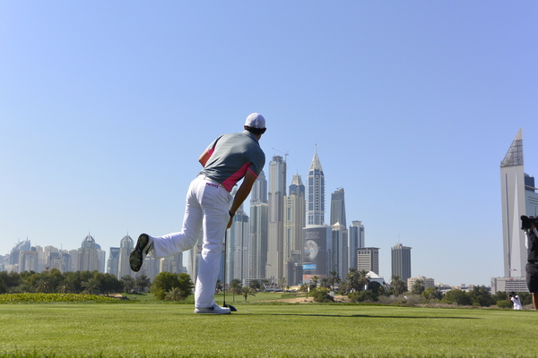 Rory McIlroy even on one leg still manages to take a birdie at the eighth hole on route to a third round 66.  (Photo - Eoin Clarke/www.golffile.ie)