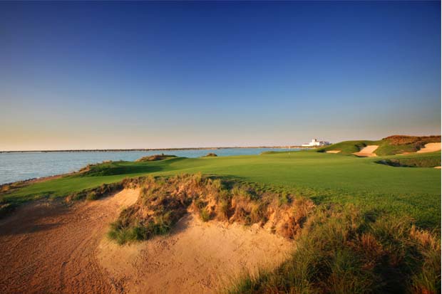 The stunning Kyle Phillips designed Yas Island Links where Rory McIlroy will be playing in the 2015 Yas Island Links Invitational on 25th January.