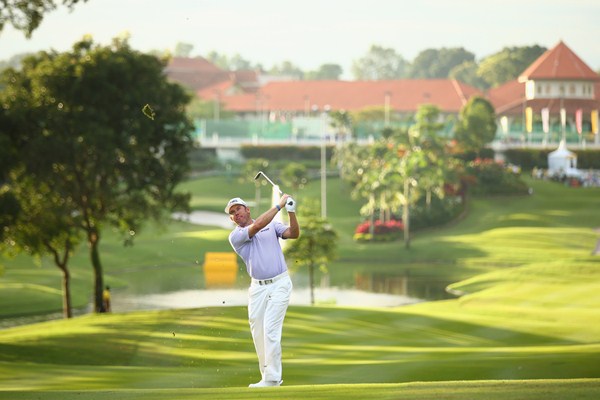Defending champion Lee Westwood on route to a 66 on day one of the Maybank Malaysian Open.