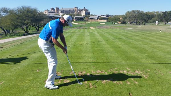 Marc Warren hitting into the par 3 16th at TPC San Antonio. (Photo - www.golfbytourmiss.com)