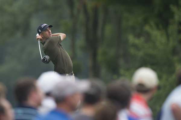 Geoff Ogilvy emerges from the dark and gloomy to turn a ho-hum round into a good round. (Photo - www.golffile.ie)