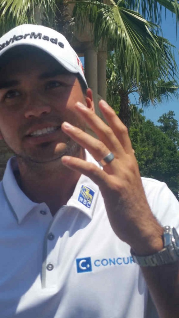 Jason Day wonders what would Roger Federer do in the situation the Aussie golfer finds himself here at TPC Sawgrass.