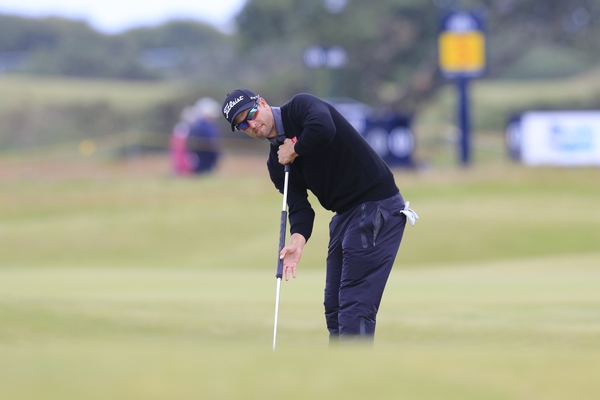 Adam Scott (AUS) putts on the 14th green during the first round of the 144th Open Championship, St Andrews Old Course, St Andrews, Fife, Scotland. 16/07/2015. Picture Eoin Clarke, www.golffile.ie