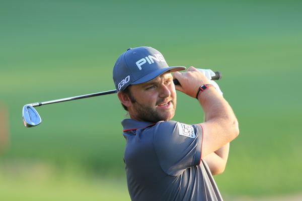 Andy Sullivan (ENG) on the 18th fairway during Round 3 of the DP World Tour Championship at the Earth course, Jumeirah Golf Estates in Dubai, UAE, 21/11/2015. Picture: Golffile | Thos Caffrey All photo usage must carry mandatory copyright credit (© Golffile | Thos Caffrey)