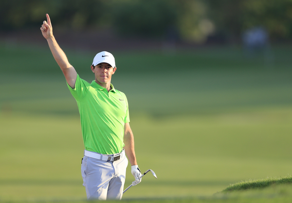 Rory McIlroy executes the shot of the day on day one of the DP World Tour Championship - Holing his bunker shot for birdie at the final hole. (Photo - Thos Caffrey/www.golffile.ie)