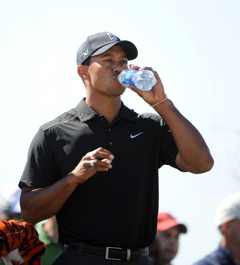 Tiger Woods keeping himself hydrated.
