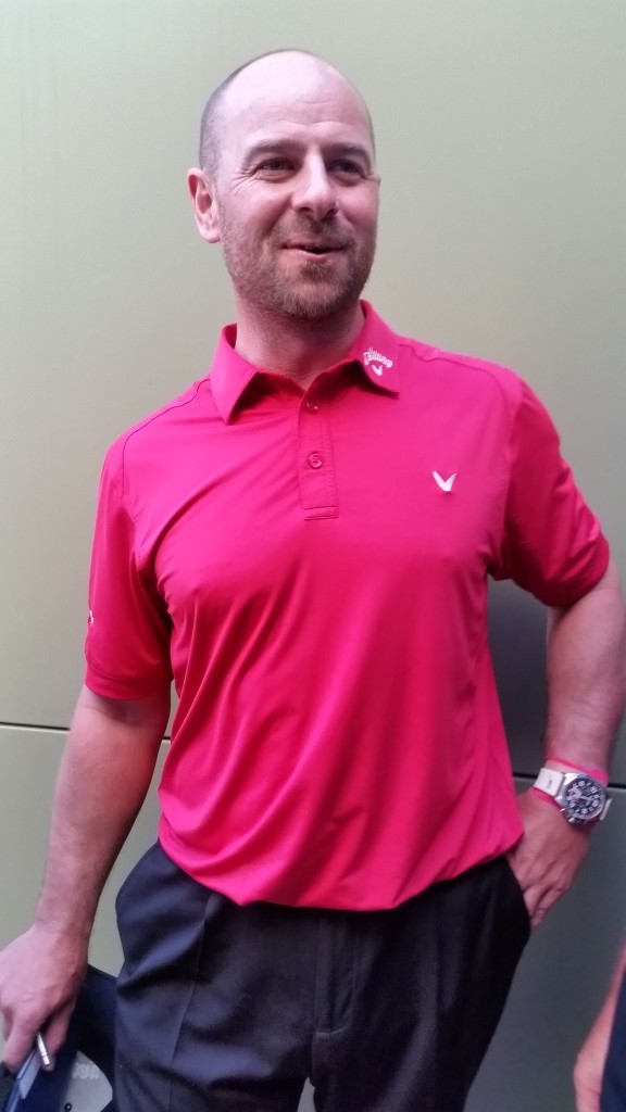 Craig Lee battles swollen left forearm and neck injury to birdie four holes in a row and make the Omega Dubai Desert Classic cut. (Photo - www.golfbytourmiss.com_