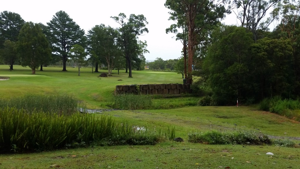 Bulahdelah GC - View off 8th tee & the No. 1 index hole