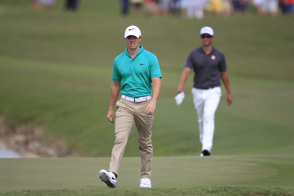 Rory McIlroy on the move coming from two behind Adam Scott to finish three clear of the Australian (Photo =- Fran Caffrey/www.golffile.ie)