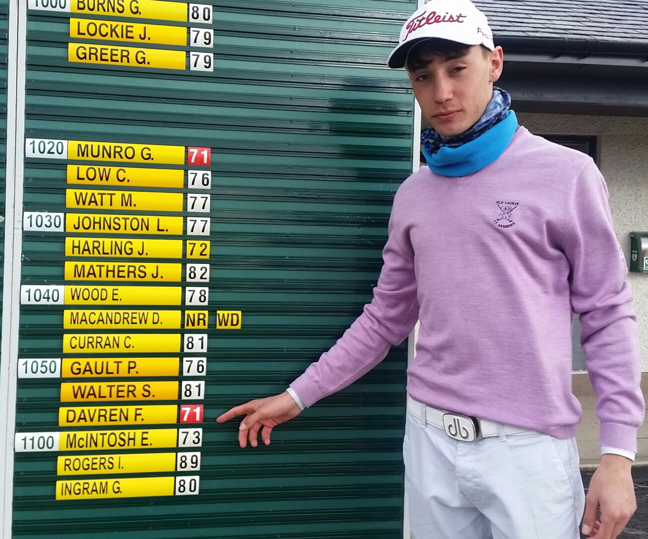 Fraser Davren points to his score of 71 in the first round of the 2016 Battle Trophy.