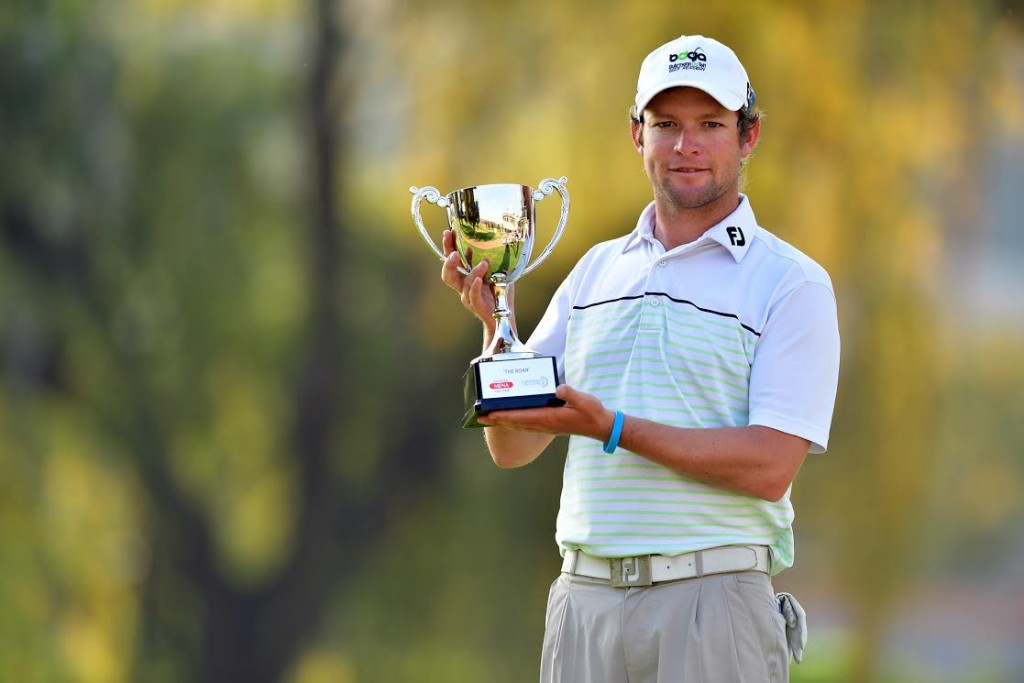 Local hero Riekus Nortje wins 2016 The Roar  (Photo - MENA Tour).