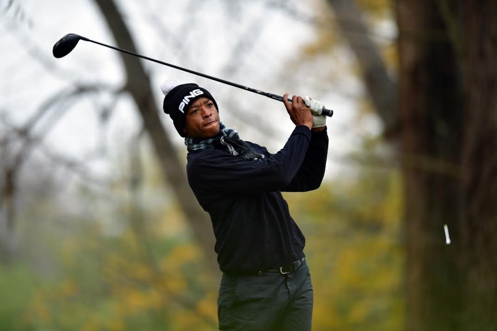 Siphiwe Siphayi shoots sizzling 64 to muscle his way to one shot Jo'burg Masters lead. (Photo - MENA Tour)
