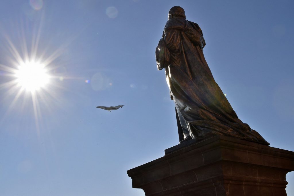 Private Jet carrying the registration number - ASP 1 - dips its wing the moving Arnold Palmer memorial service