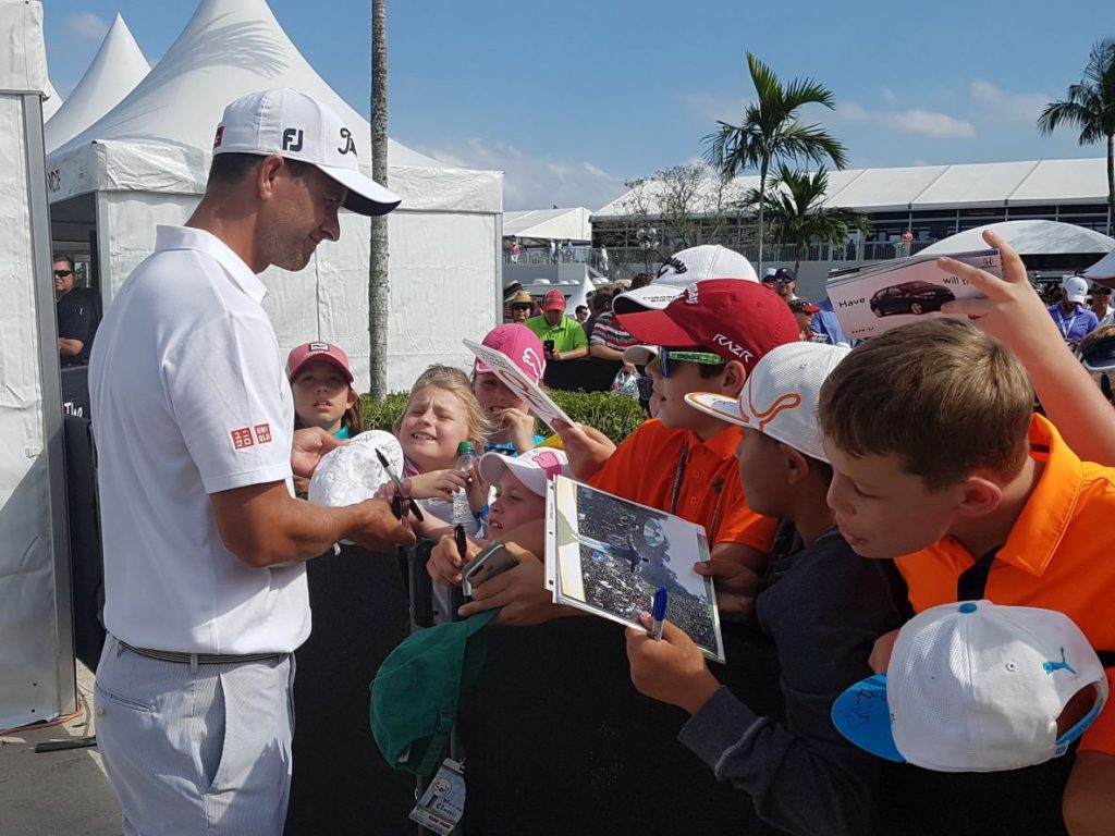 Adam Scott delights his younger fans following the final round of the 2017 Honda Classic.