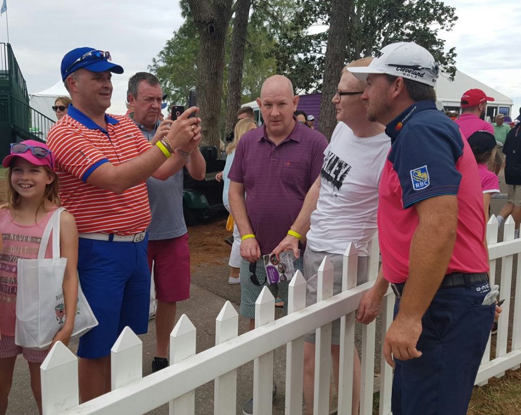 Graeme McDowell agrees to a 'selfie' following his round of 67 on day four of the 2017 Valspar Championship.