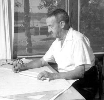 John Van Kleek who in 1929 laid out the Vicksburg CC